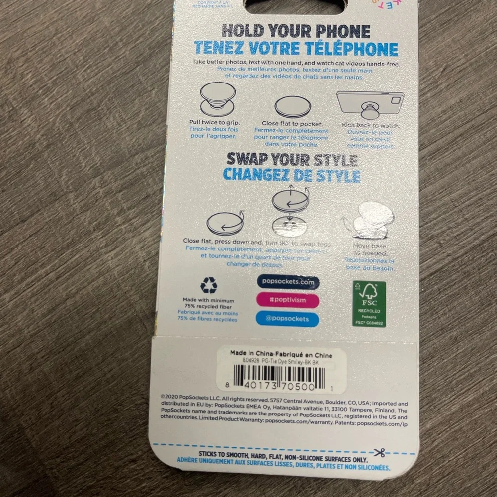 PopSocket Phone Grip with Smiley Face Design